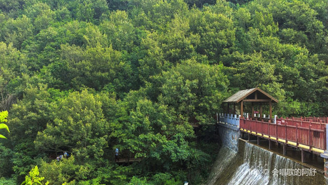 zhai xing lou feng jing qu