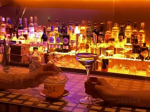 Hero bar