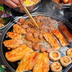 喔莫·霜乐洞韩式烤肉料理青云店쌍락동 User Photo