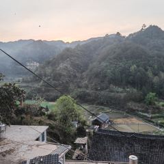 丹寨石桥纸居民宿·百节之乡花园餐厅 User Photo