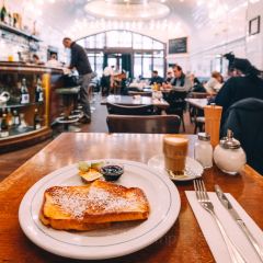 Cafe Paris User Photo