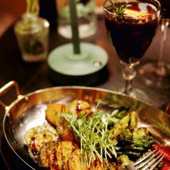 PetitChateau Wine&Bistro User Photo