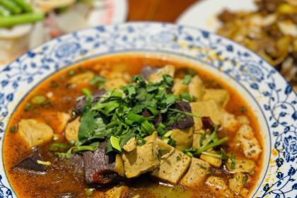 青年路·羊肉館