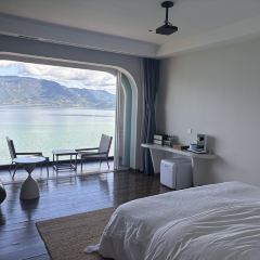 三色云河(泸沽湖大落水店) User Photo