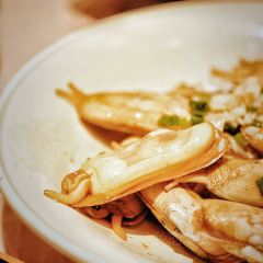 XIN RONG JI XIAN JU DIAN User Photo