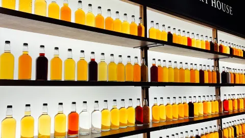 SUNTORY WHISKY HOUSE in Osaka