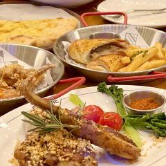 COMMUNE幻师(荣盛中央广场店) User Photo