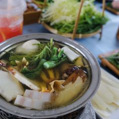 西昌術下飯店（邛海濕地公園月色風情小鎮店）·餐廳張用戶圖片