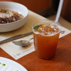 DH Restaurant User Photo