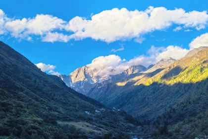 四姑娘山仰望星空·Vacilando度假庄园(长坪沟景区店)·猎户餐厅