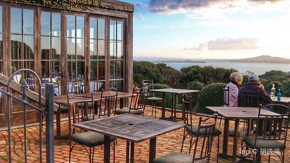 Mudbrick Vineyard and Restaurant