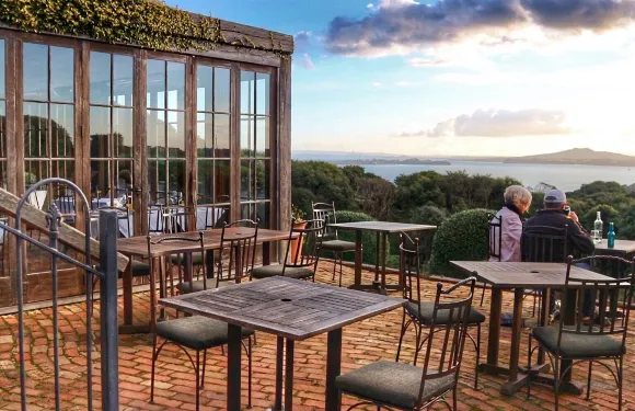 馬德布里克酒莊