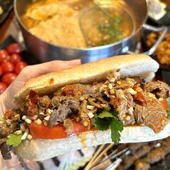 小涮与烤·酸汤牛肉·小烤串(时代天街店) User Photo