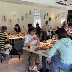 Saliey Garden User Photo