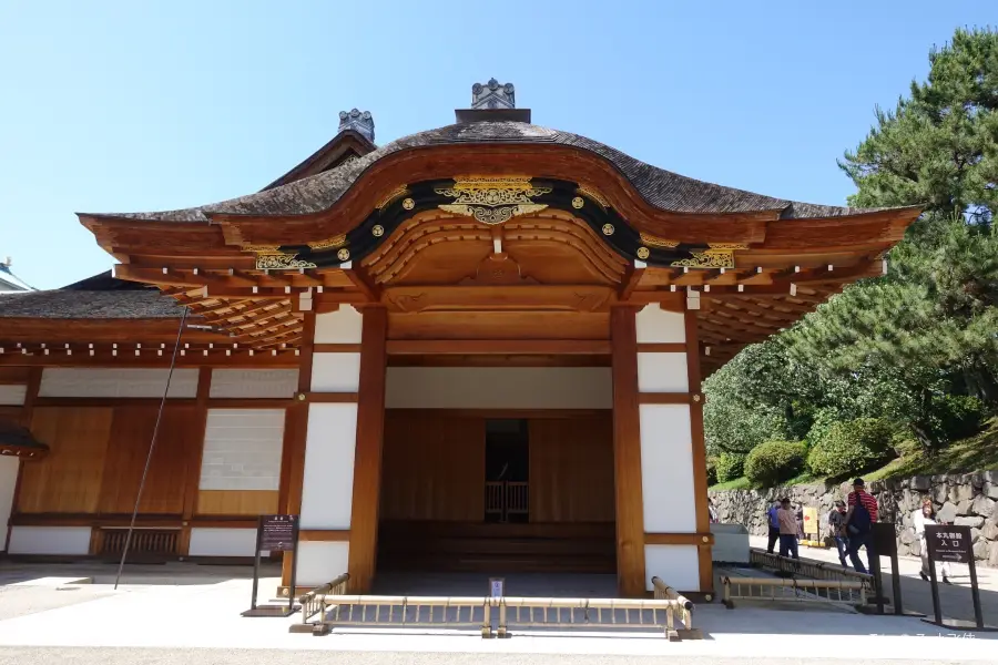 Honmaru Palace