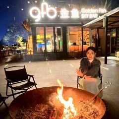 Golden Fish Sky Bar User Photo