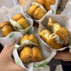 回家吃饭(雕塑瓷厂长虹店) User Photo