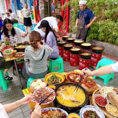 一品红养生汤煲(沙坪坝公园店) User Photo