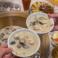 云中鱼蒸汽石锅鱼(黄浦日月光店) 여행 사진