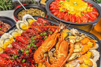 德超海鮮·青島菜·海腸撈飯