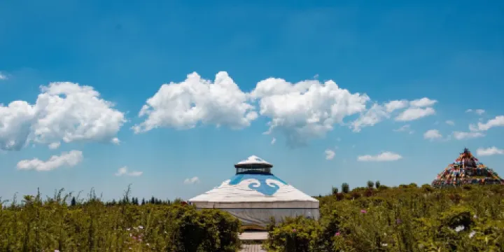 馬乾山蒙古風情園
