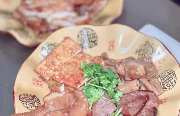 鹵此純真·十年鹵字號（南門灣地標店）