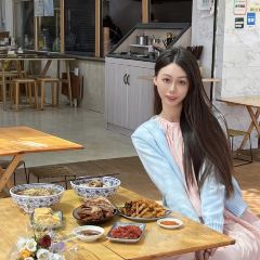 弥勒竹园甩三碗卤鸡店 User Photo