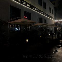 FOUR PLAY BAR 여행 사진