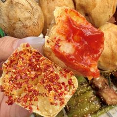 钱锋炭缸烧烤·海鲜·宵夜(华龙道店) 여행 사진