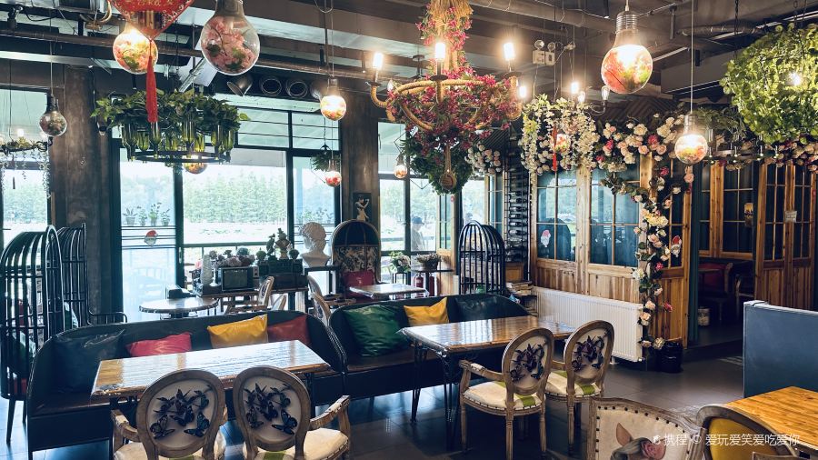 KA SA BU LAN KA MEI YUAN DIAN