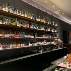 URBAN Lounge User Photo