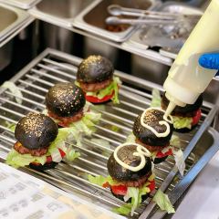 沙朗阿甘鲜肉汉堡(人民公园店) User Photo