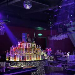 Suzie's Sky Bar User Photo