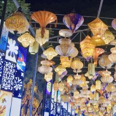 泓悦大酒店(中华彩灯大世界店)·餐厅 User Photo