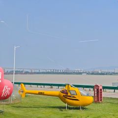 卖鱼珍河鲜坊·一线江景餐厅 User Photo