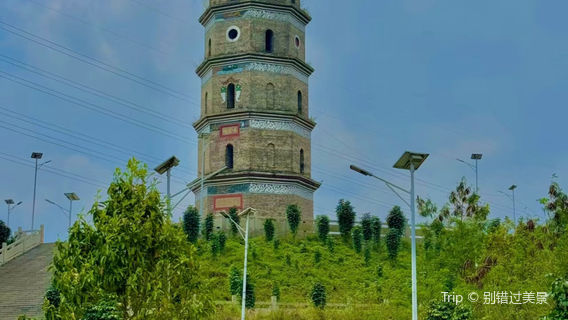 Chenglu Tower