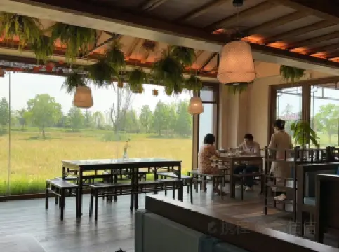 花在野餐厅
