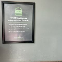 Shake Shack Woodbury Commons User Photo