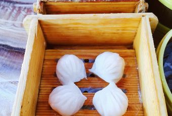 高隆湾中西茶园 User Photo