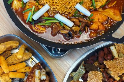 CHICKEN & NO 1 韓式炸雞啤酒(富克斯店)