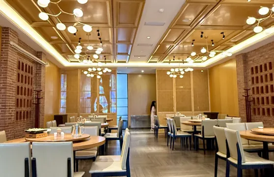 亦小館（市政店）