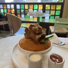 A pong mae sunee User Photo