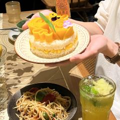 UNCLE PINEAPPLE User Photo