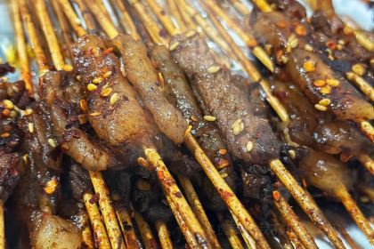 马思烧烤(凤凰美食城店)