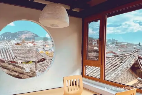屋顶咖啡·日落甜茶·雪山花园 ·bistro