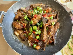 依山傍水酒樓(旌德店)