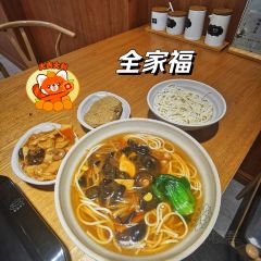 宁国素斋(华泾路店) User Photo