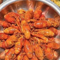 卖龙虾的小伙子(星沙总店) User Photo
