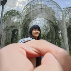 半两·咖啡书店·浮生是杯酒 User Photo