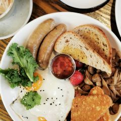 Two Birds One Stone·一石二鸟(木色店) 여행 사진